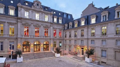 Google Rue de Londres office in Paris